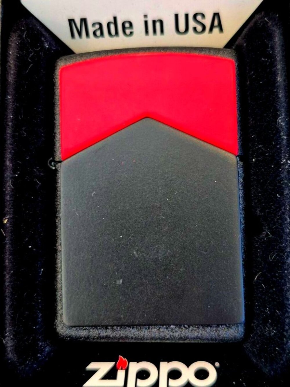 2012 Marlboro Red Roof Black Crackle Emblem Zippo Lighter